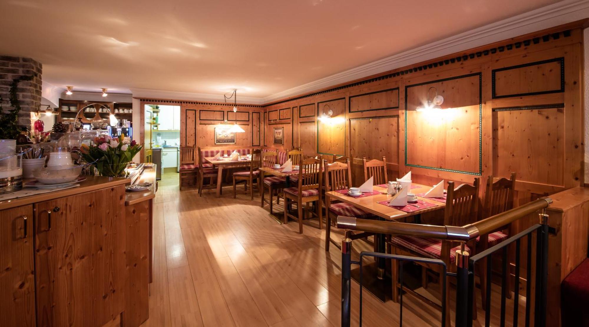 Hotel Kristall Sankt Anton am Arlberg Kültér fotó